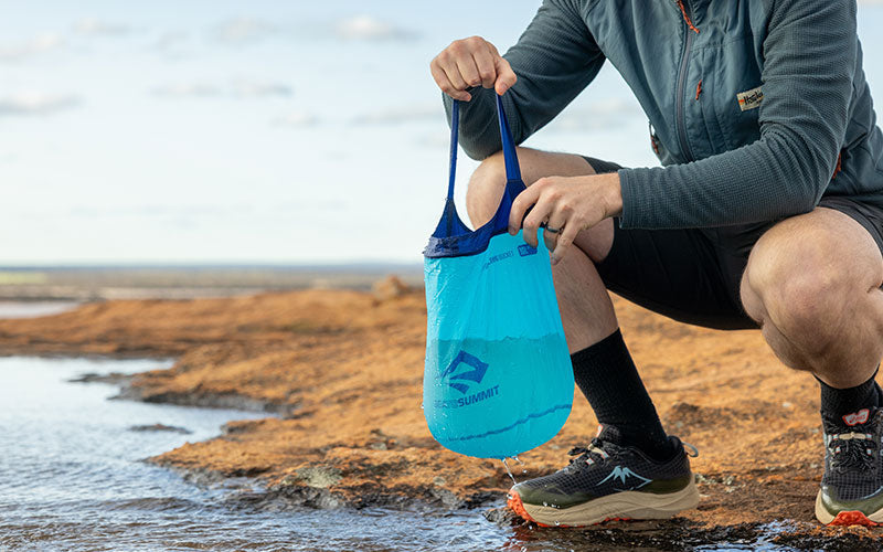 Ultra Sil Folding Bucket