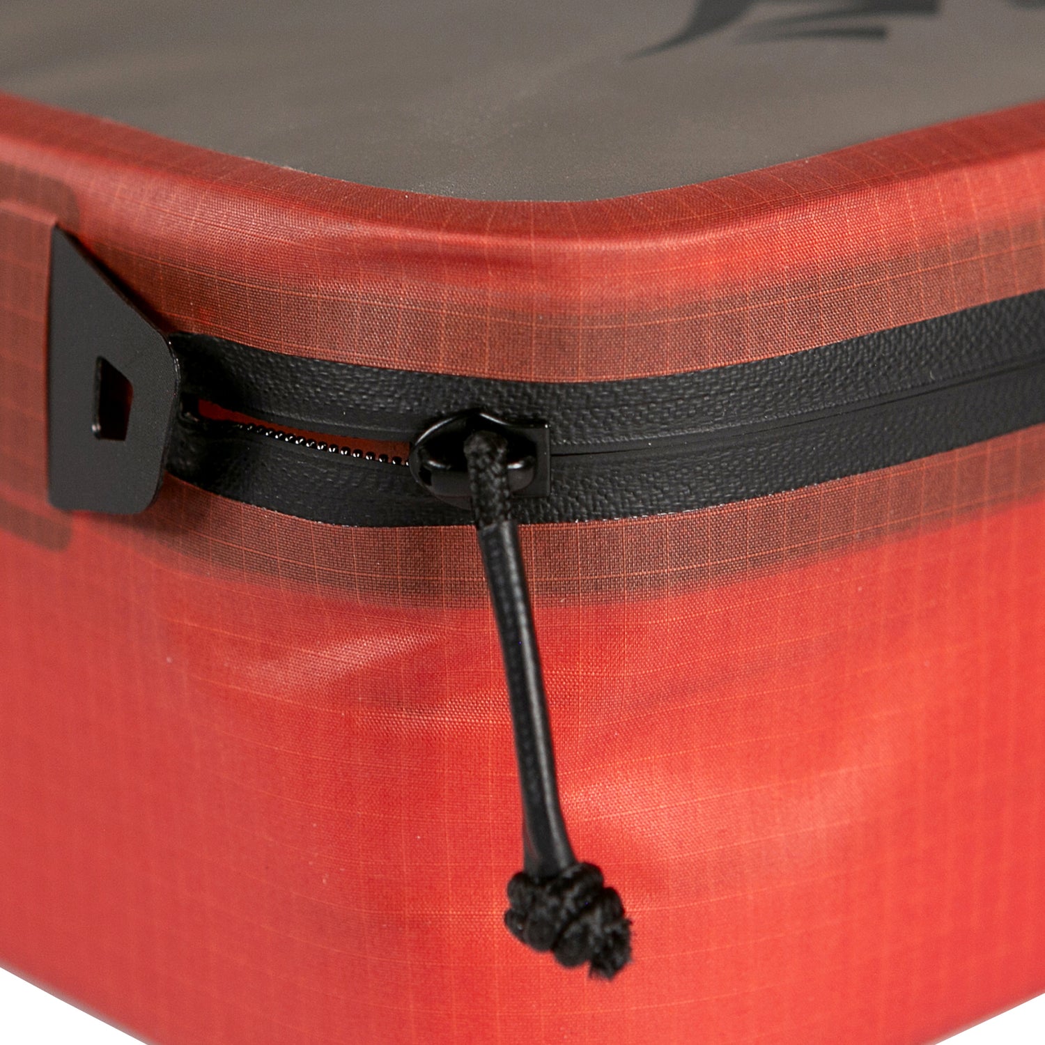 M || Hydraulic Packing Cube