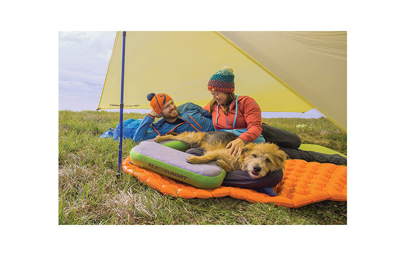 Insulated top camping mat